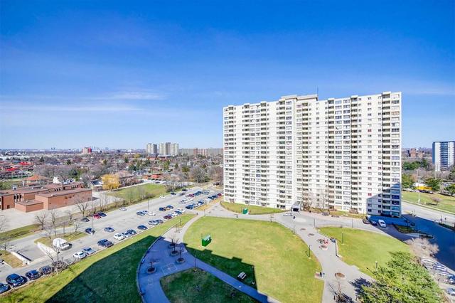 1401 - 340 Dixon Rd, Condo with 2 bedrooms, 1 bathrooms and 1 parking in Toronto ON | Image 29