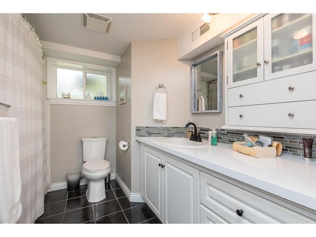 33715 Mayfair Avenue, House detached with 3 bedrooms, 2 bathrooms and 3 parking in Abbotsford BC | Image 29