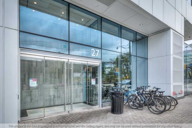 915 - 27 Bathurst St, Condo with 1 bedrooms, 1 bathrooms and 0 parking in Toronto ON | Image 12
