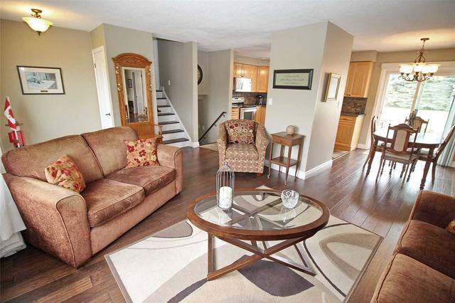 6062 Trafalgar Rd, House detached with 4 bedrooms, 3 bathrooms and 6 parking in Erin ON | Image 6