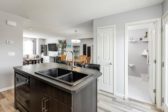 34 Autumn Green Se, Home with 3 bedrooms, 2 bathrooms and 2 parking in Calgary AB | Image 10