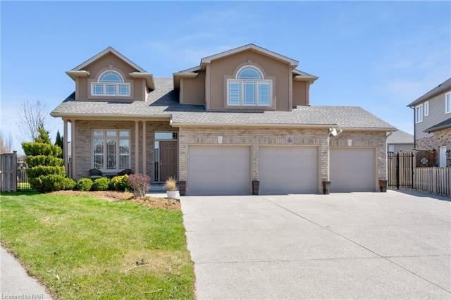 6608 Flora Court, House detached with 5 bedrooms, 3 bathrooms and 8 parking in Niagara Falls ON | Image 1