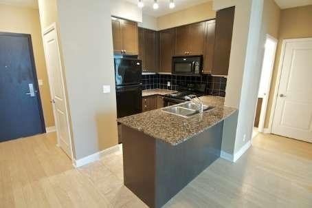 1001 - 70 Absolute Ave, Condo with 1 bedrooms, 1 bathrooms and 1 parking in Mississauga ON | Image 2