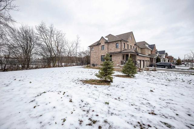 299 Boswell Dr, House detached with 4 bedrooms, 4 bathrooms and 6 parking in Clarington ON | Image 35