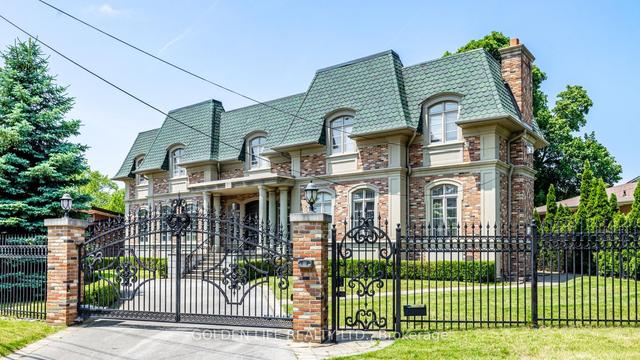 30 Harrison Rd, House detached with 6 bedrooms, 11 bathrooms and 12 parking in Toronto ON | Image 1