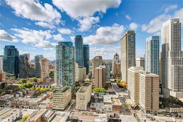 2607 - 33 Charles St E, Condo with 2 bedrooms, 1 bathrooms and 1 parking in Toronto ON | Image 13