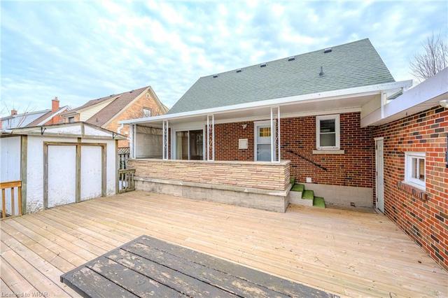 111 Brentwood Avenue, House detached with 4 bedrooms, 2 bathrooms and 3 parking in Kitchener ON | Image 38