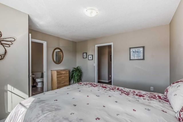 10 Everridge Gardens Sw, Home with 2 bedrooms, 2 bathrooms and 2 parking in Calgary AB | Image 21