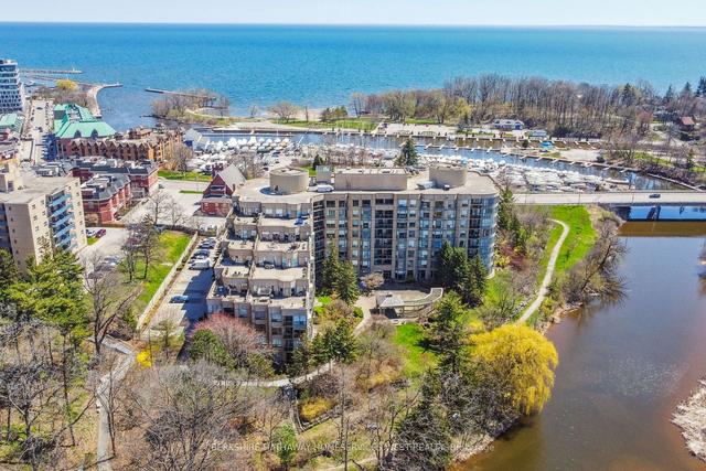 422 - 2511 Lakeshore Rd W, Condo with 2 bedrooms, 2 bathrooms and 2 parking in Oakville ON | Image 28