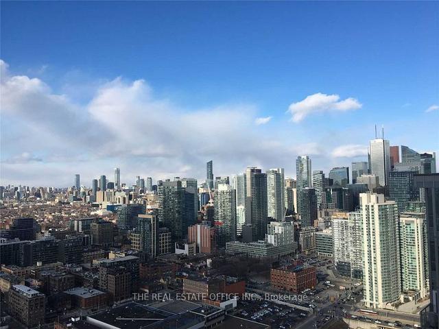 4702 - 21 Iceboat Terr, Condo with 1 bedrooms, 1 bathrooms and 0 parking in Toronto ON | Image 6