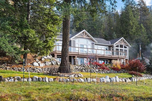 15001 Anderson Road, House detached with 4 bedrooms, 3 bathrooms and null parking in Central Kootenay A BC | Image 52