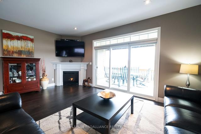 68 Tessa Blvd, House detached with 3 bedrooms, 4 bathrooms and 6 parking in Belleville ON | Image 7