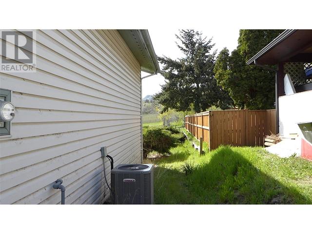 3060 Crosby Road, House detached with 3 bedrooms, 2 bathrooms and 5 parking in Vernon BC | Image 32