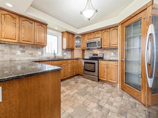 71 - 214083 Twp Rd 10 1, House detached with 4 bedrooms, 3 bathrooms and null parking in Lethbridge County AB | Image 15