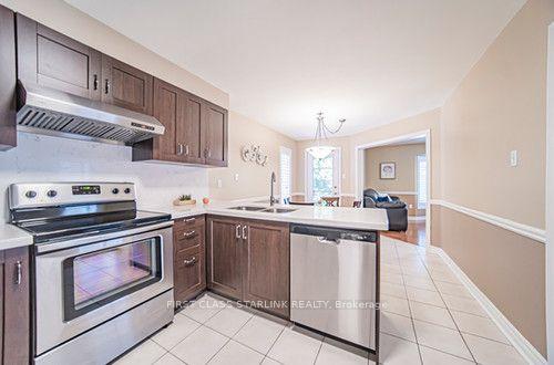2576 Strathmore Cres, House detached with 4 bedrooms, 4 bathrooms and 6 parking in Mississauga ON | Image 9