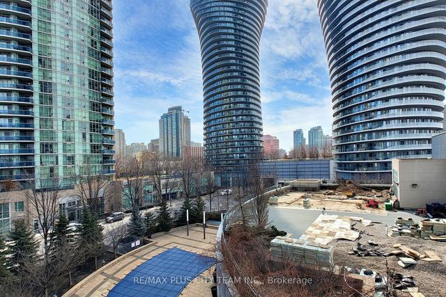 408 - 80 Absolute Ave, Condo with 1 bedrooms, 1 bathrooms and 1 parking in Mississauga ON | Image 7