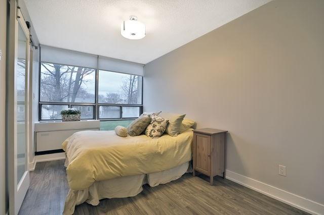 105 - 20 Speers Rd, Condo with 3 bedrooms, 2 bathrooms and 1 parking in Oakville ON | Image 10