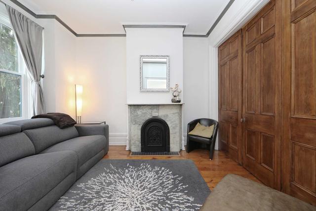 220 Ontario St, House attached with 3 bedrooms, 2 bathrooms and 1 parking in Toronto ON | Image 25