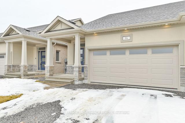 94 Athabaska Dr, House attached with 2 bedrooms, 3 bathrooms and 4 parking in Belleville ON | Image 26