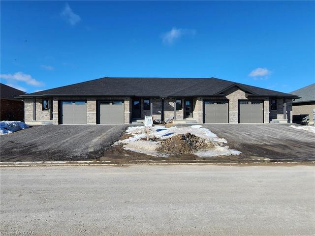 lot 9 - 34 Cedar Park Crescent, House attached with 3 bedrooms, 2 bathrooms and 3 parking in Quinte West ON | Image 1