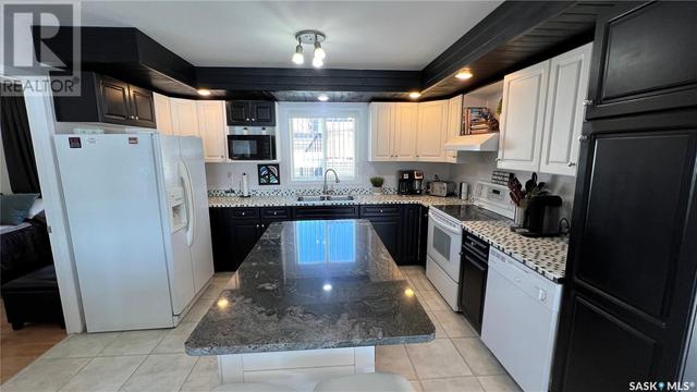 5703 Nelson Beach Drive, House detached with 2 bedrooms, 2 bathrooms and null parking in Hoodoo No. 401 SK | Image 14