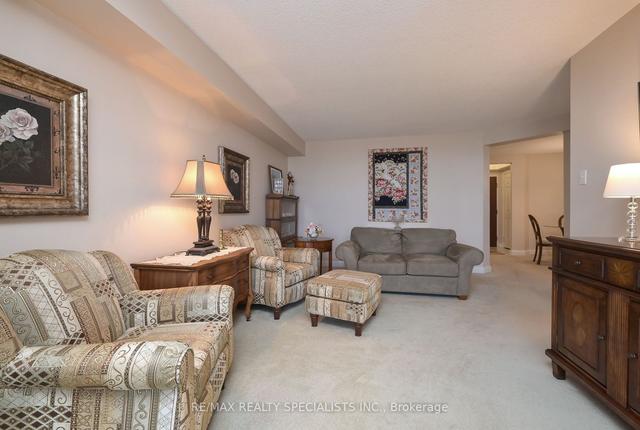 1905 - 22 Hanover Rd, Condo with 1 bedrooms, 1 bathrooms and 1 parking in Brampton ON | Image 6