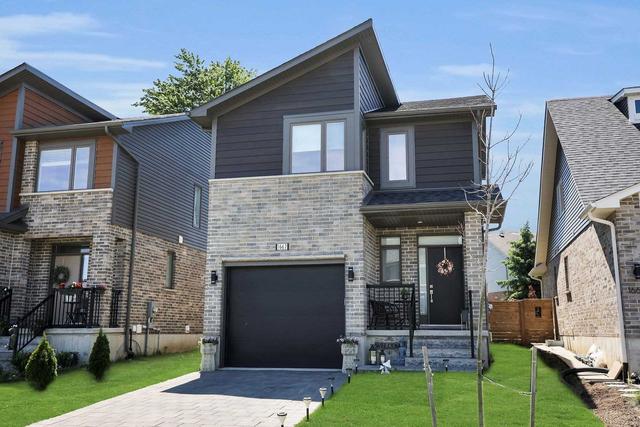 1667 Valhalla St, House detached with 3 bedrooms, 3 bathrooms and 3 parking in London ON | Image 12