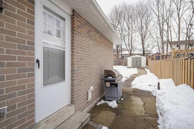 129 Mccraney St W, House detached with 3 bedrooms, 2 bathrooms and 3 parking in Oakville ON | Image 24