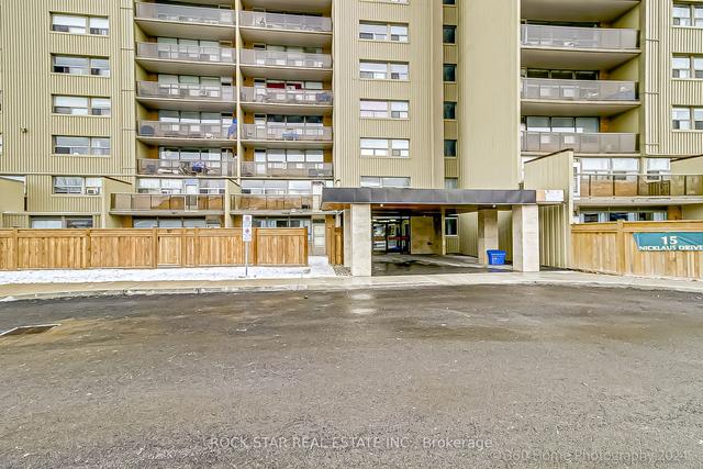 12 - 15 Nicklaus Dr, Condo with 4 bedrooms, 2 bathrooms and 1 parking in Hamilton ON | Image 20
