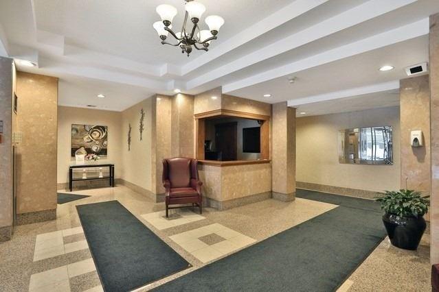 401 - 55 Elm Dr, Condo with 1 bedrooms, 2 bathrooms and 2 parking in Mississauga ON | Image 12