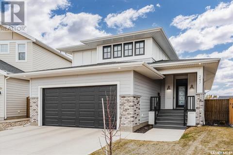 247 Eaton Crescent, House detached with 5 bedrooms, 3 bathrooms and null parking in Saskatoon SK | Card Image