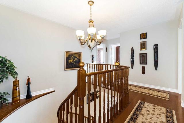 2353 Eden Valley Dr, House detached with 4 bedrooms, 4 bathrooms and 6 parking in Oakville ON | Image 8