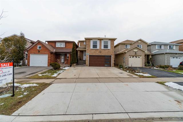 230 Lech Walesa Dr, House detached with 3 bedrooms, 4 bathrooms and 6 parking in Mississauga ON | Image 23
