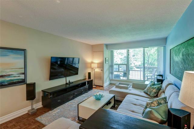 208 - 1359 White Oaks Blvd, Condo with 2 bedrooms, 2 bathrooms and 1 parking in Oakville ON | Image 6