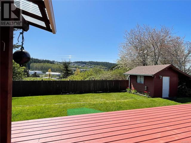 1875 Broughton Blvd, House detached with 3 bedrooms, 1 bathrooms and 3 parking in Port McNeill BC | Image 17