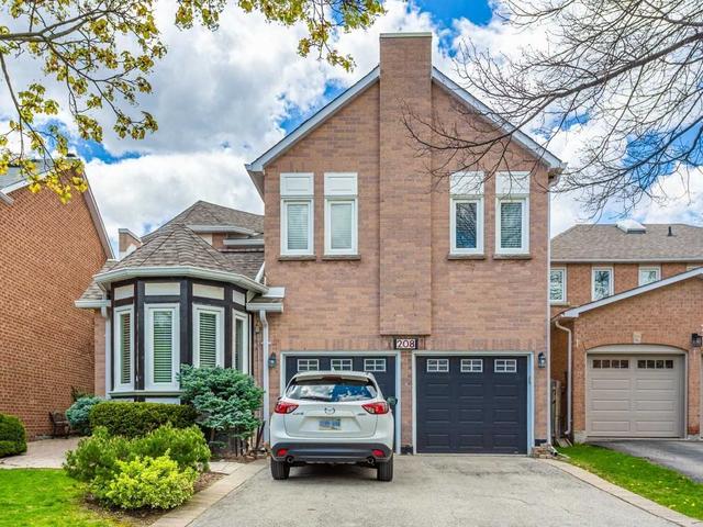 208 Roseborough Cres, House detached with 4 bedrooms, 4 bathrooms and 6 parking in Vaughan ON | Image 1