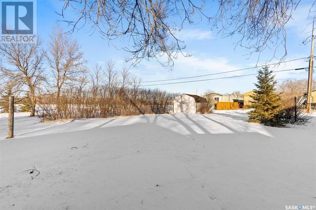 108 George Street, House detached with 2 bedrooms, 1 bathrooms and null parking in Radisson SK | Image 35