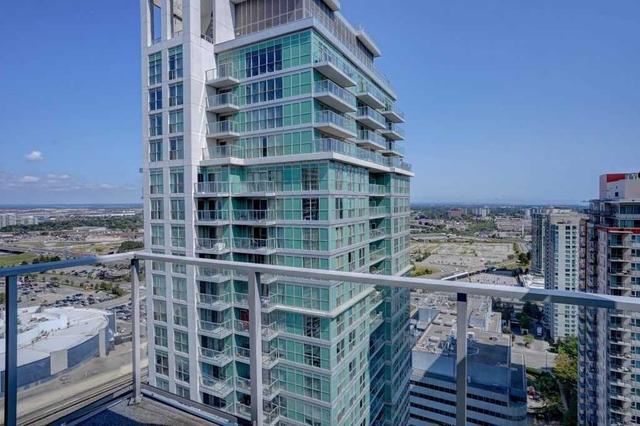 uph03 - 60 Town Centre Crt, Condo with 2 bedrooms, 1 bathrooms and 1 parking in Toronto ON | Image 11