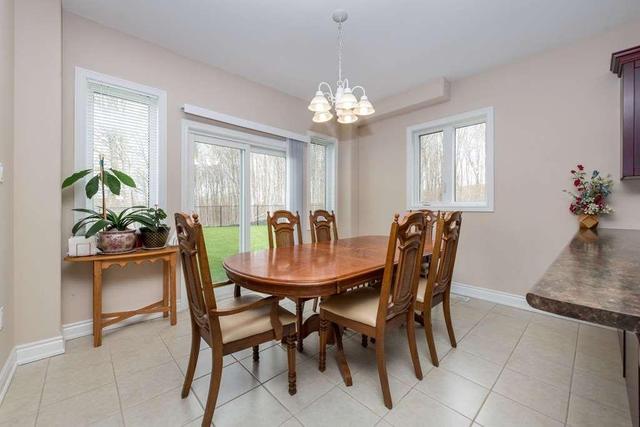 2992 Annalysse Dr, House detached with 4 bedrooms, 3 bathrooms and 4 parking in Orillia ON | Image 5