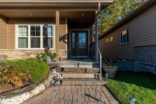 12 Baycrest Drive, House detached with 5 bedrooms, 3 bathrooms and 6 parking in Parry Sound ON | Image 2