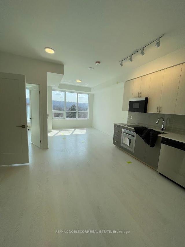 602 - 415 Main St W, Condo with 1 bedrooms, 1 bathrooms and 1 parking in Hamilton ON | Image 2