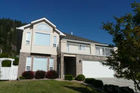 186 Applebrooke Cres, House detached with 5 bedrooms, 3 bathrooms and 4 parking in Kelowna BC | Card Image
