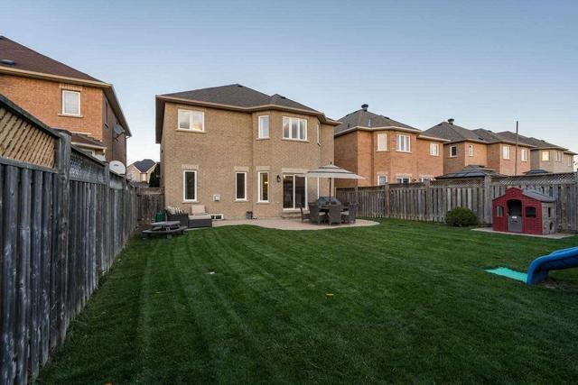 4826 Colombo Cres, House detached with 4 bedrooms, 4 bathrooms and 5 parking in Mississauga ON | Image 35