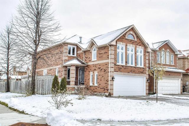 121 White Tail Cres, House detached with 3 bedrooms, 4 bathrooms and 4 parking in Brampton ON | Image 1