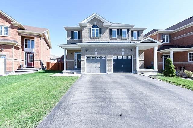 104 Rocky Point Cres, House semidetached with 3 bedrooms, 3 bathrooms and 2 parking in Brampton ON | Image 1