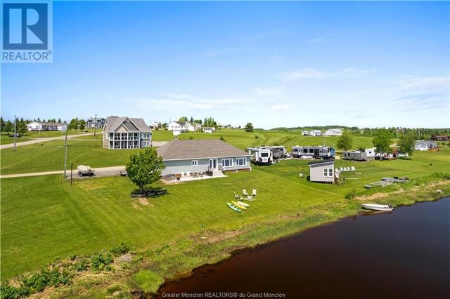 8 Waterfront Lane, House detached with 3 bedrooms, 2 bathrooms and null parking in Saint Mary NB | Image 4