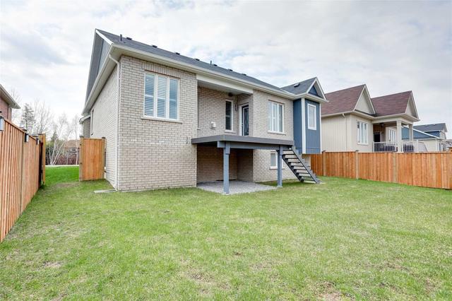 4 Allegra Dr, House detached with 2 bedrooms, 3 bathrooms and 6 parking in Wasaga Beach ON | Image 29