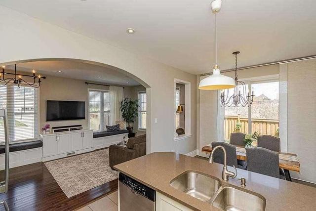 1001 Tock Clse, House detached with 3 bedrooms, 3 bathrooms and 6 parking in Milton ON | Image 8