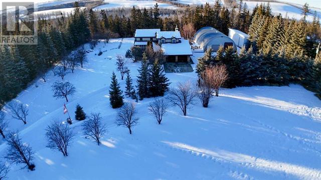 37156b C & E Trail, House detached with 4 bedrooms, 3 bathrooms and 8 parking in Red Deer County AB | Image 2