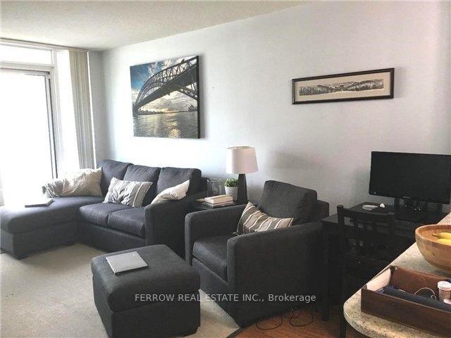 1004 - 18 Harbour St, Condo with 1 bedrooms, 1 bathrooms and 1 parking in Toronto ON | Image 12